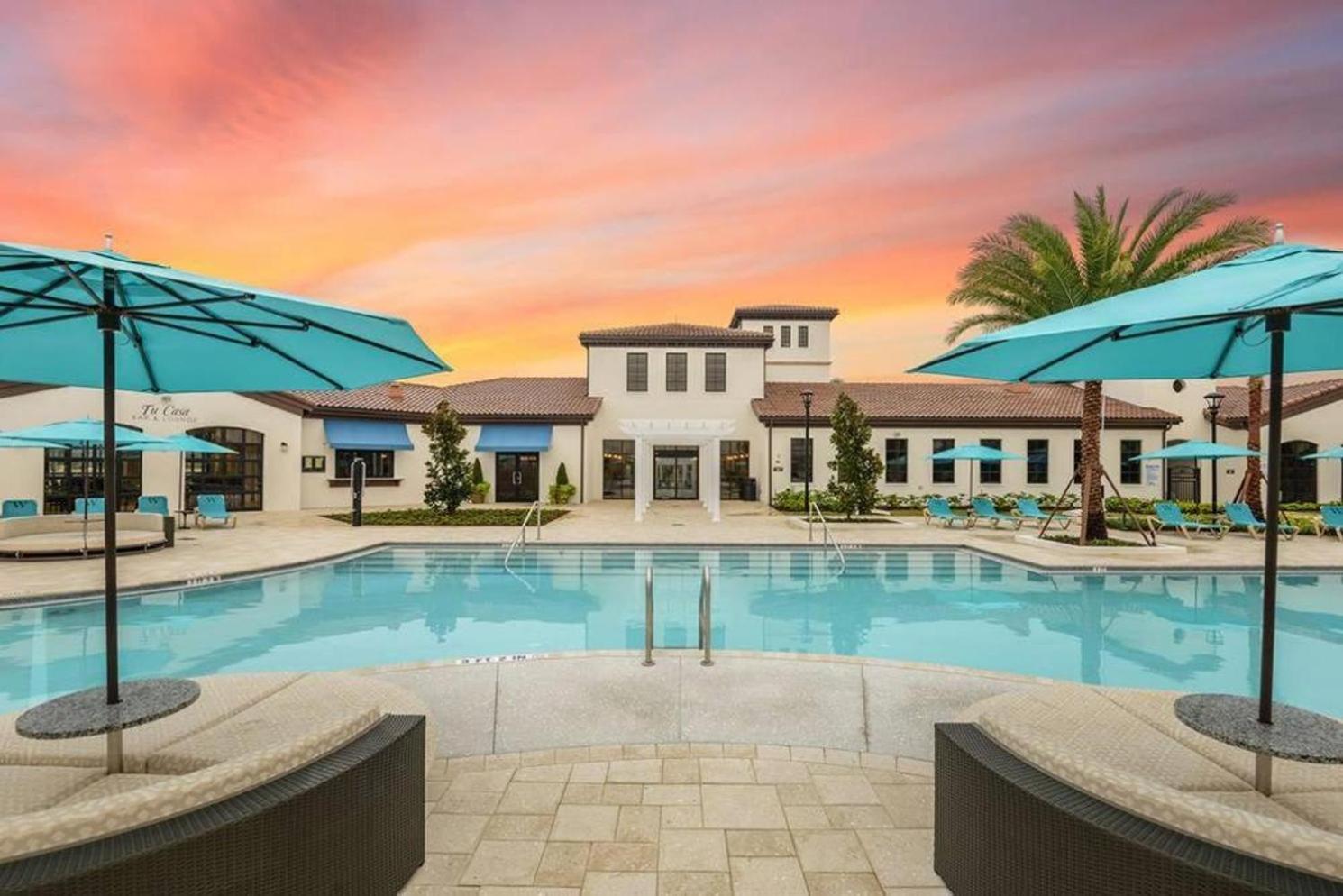 Beautiful Townhome Wprivate Pool 7 Mi To Disney Kissimmee Eksteriør bilde
