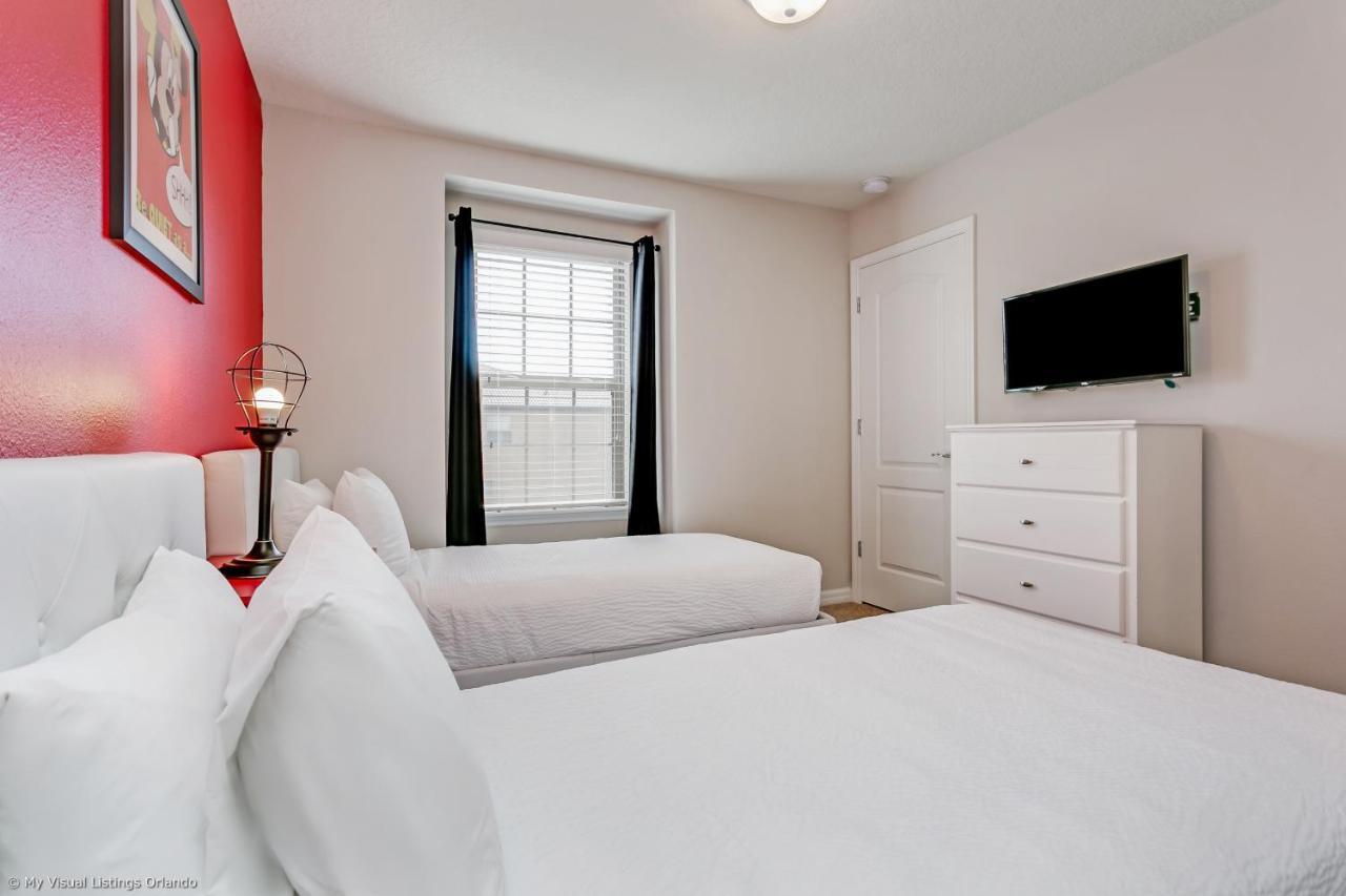 Beautiful Townhome Wprivate Pool 7 Mi To Disney Kissimmee Eksteriør bilde