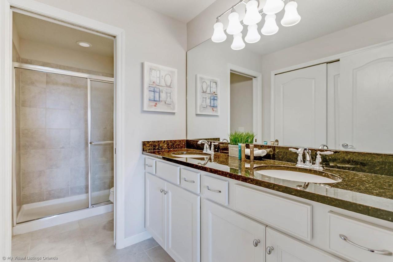 Beautiful Townhome Wprivate Pool 7 Mi To Disney Kissimmee Eksteriør bilde
