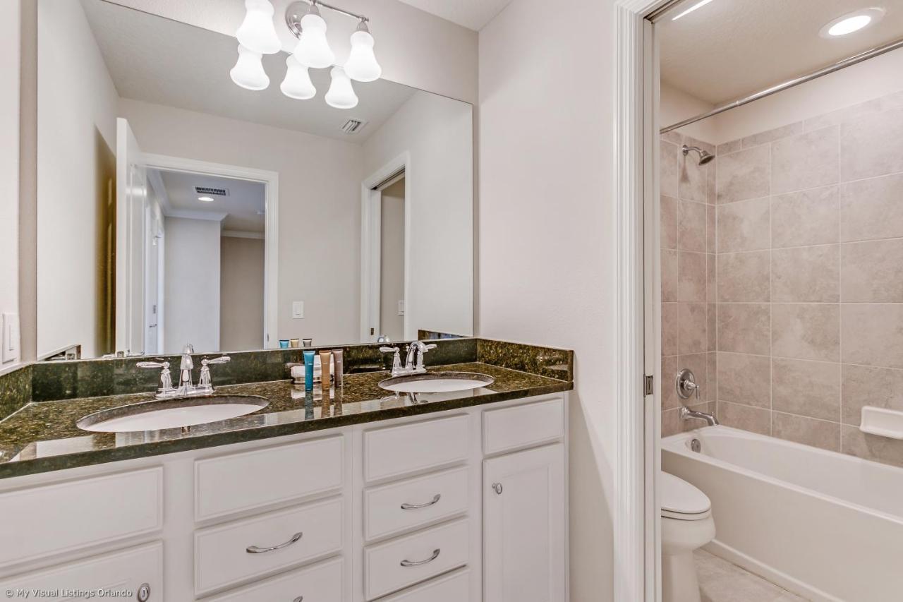 Beautiful Townhome Wprivate Pool 7 Mi To Disney Kissimmee Eksteriør bilde